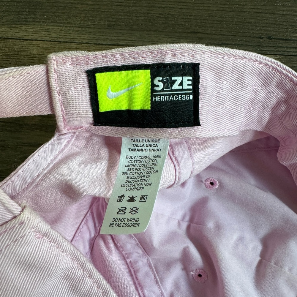 NIKE BABY PINK HAT - Picture 2 of 2